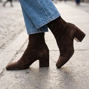 Sarah and Kate Charleston- Victoria square toes heel